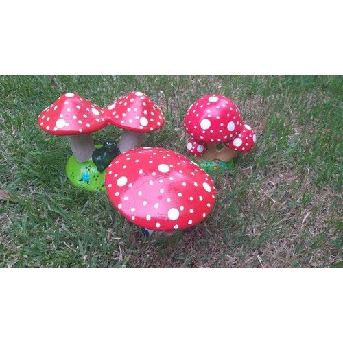 Enfeite de Jardim - Kit com 3 Cogumelos em Cerâmica